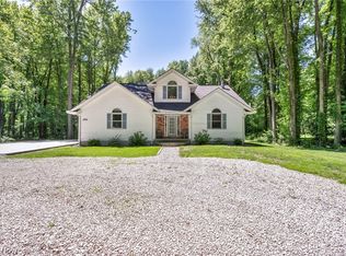 9644 Avon Belden Rd, Grafton, OH 44044