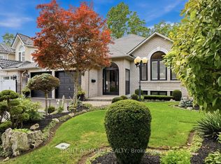 22 Romac Dr, Toronto, ON M1C5H1