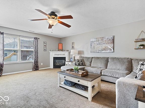 4th image of 10883 Balfour Dr