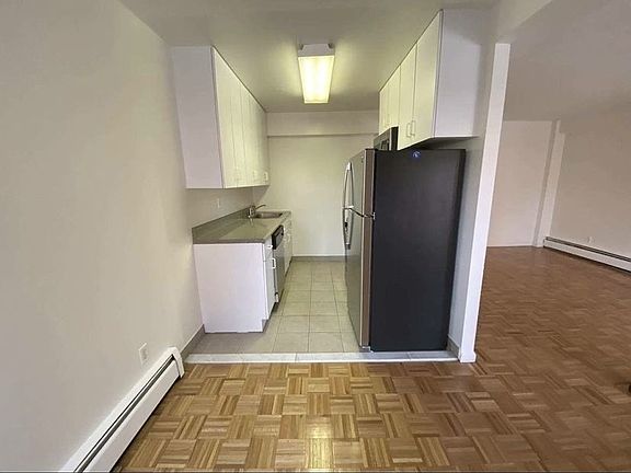 3rd image of 7523 113th St APT 2B