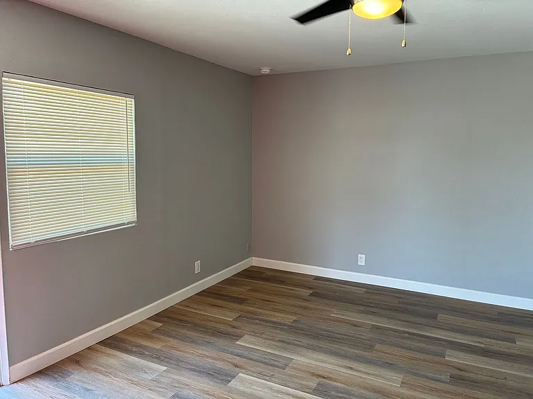 828 D St — Photo 30