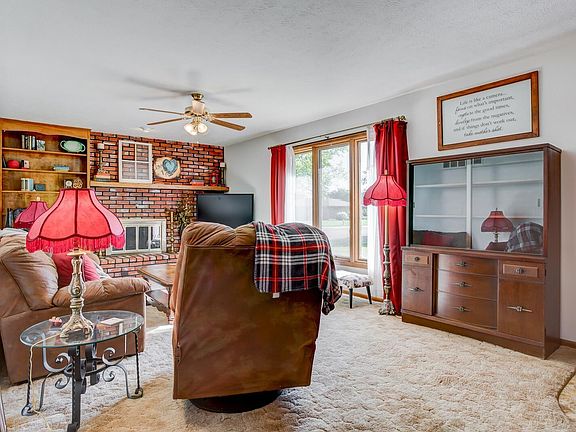 4th image of 2311B Dover Dr