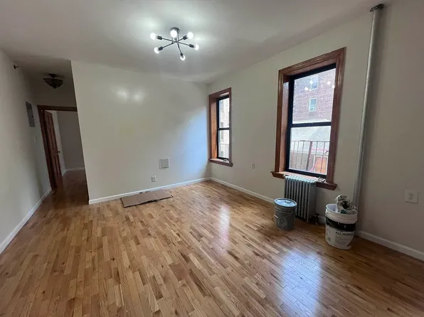 2010 Ocean Ave, Brooklyn, NY