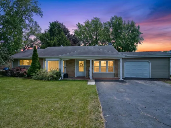 249 Hickory Ln, Antioch, IL 60002