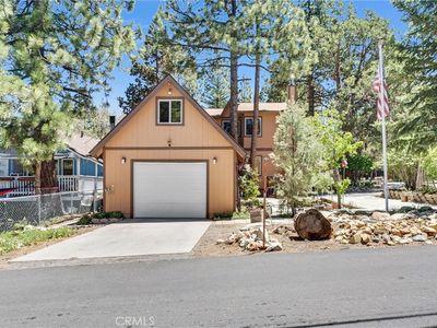 283 Sunset Ln, Sugarloaf, CA, 92386