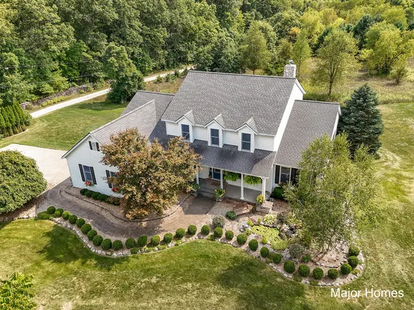 12180 Downes St NE, Lowell, MI 49331