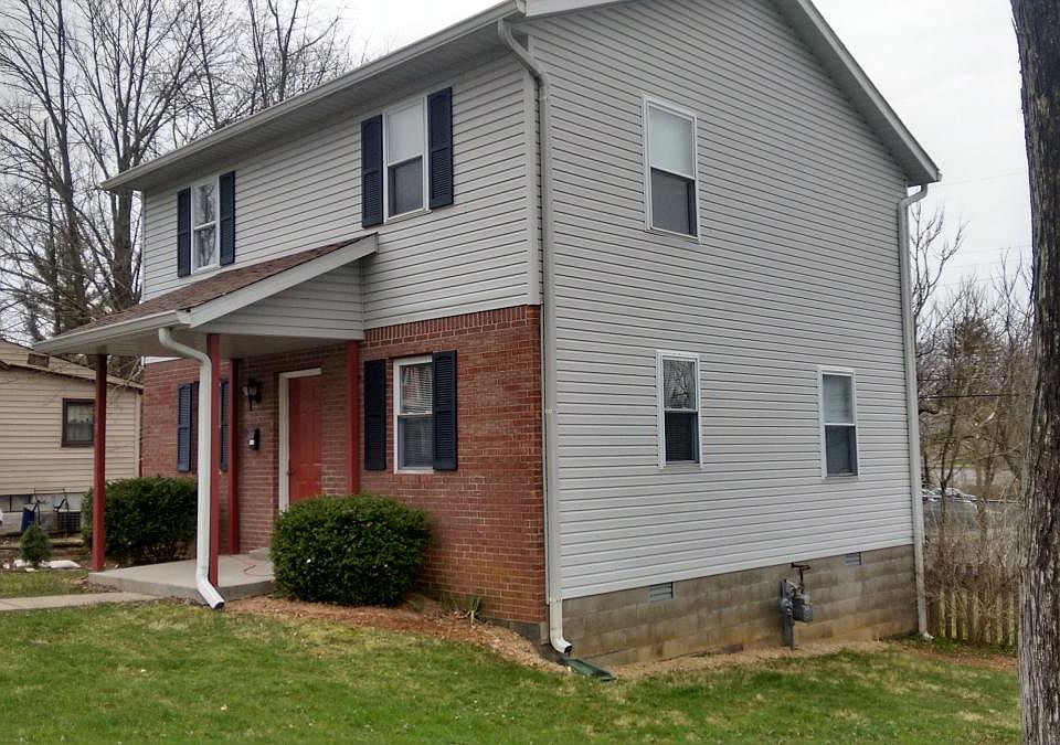 1st image of 536 E Southern Dr