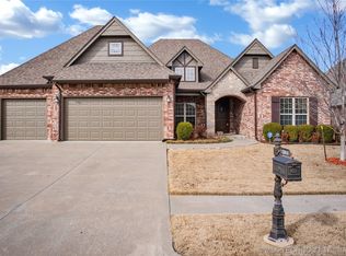 13414 S 19th Ct, Bixby, OK 74008