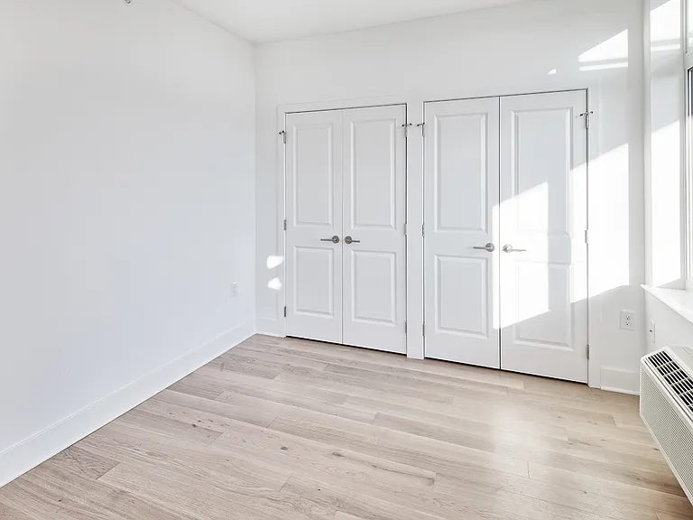 1400 Hudson St #803 — Photo 5