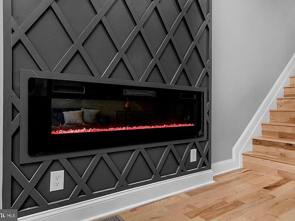 5th image of 1908 E Lanvale St