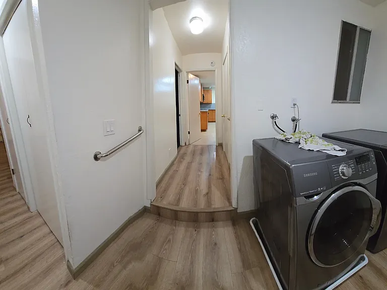 5170 E Huntington Ave — Photo 13