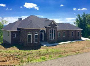 202 Lilac Ln, Morgantown, WV 26501