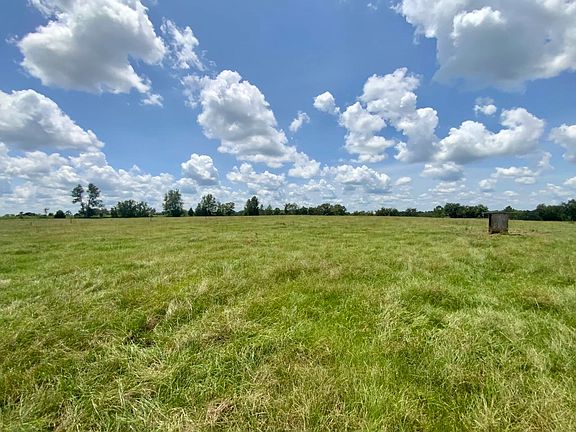 3rd image of Vacant Ne Us #221