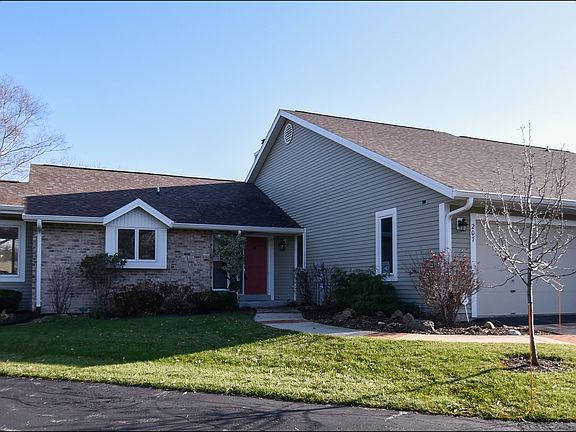 4th image of 207 N Comanche Ln