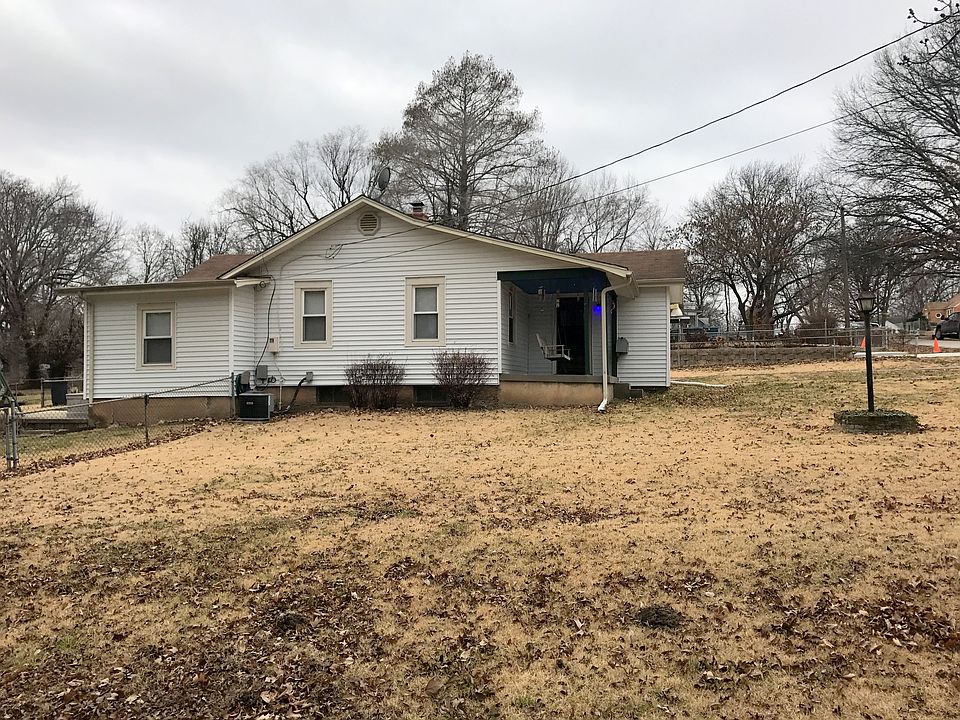 1st image of 5549 Farrow Ave