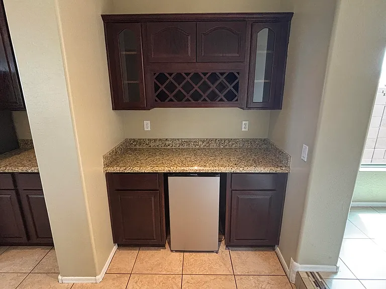 4918 W Melody Ln — Photo 10