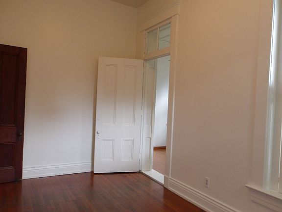 4th image of 1382 S 1st St APT 3