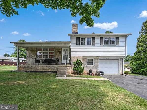 3389 Edenbridge Rd, York, PA 17402