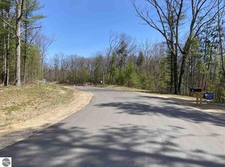 2193 Arbutus Pointe Dr, Traverse City, MI 49696