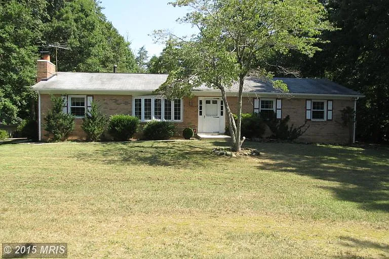 3230 Twinbrook Dr photo 1