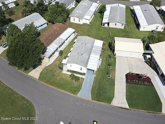 2nd image of 613 Periwinkle Cir