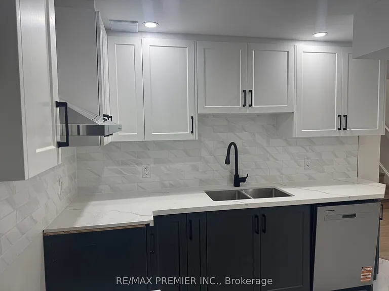 39 Walls Cres — Photo 4