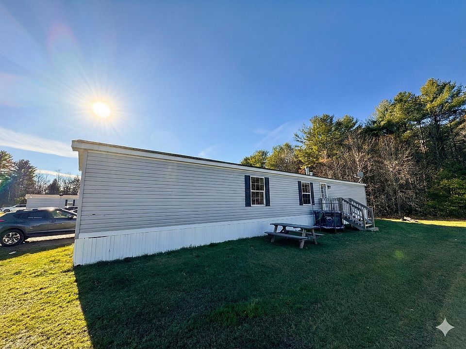 1st image of 11 Northeast Way