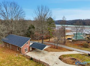 9771 Sgt Holden Ln, Athens, AL 35614