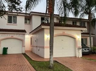 7665 Tamarac Island Cir, Fort Lauderdale, FL 33321
