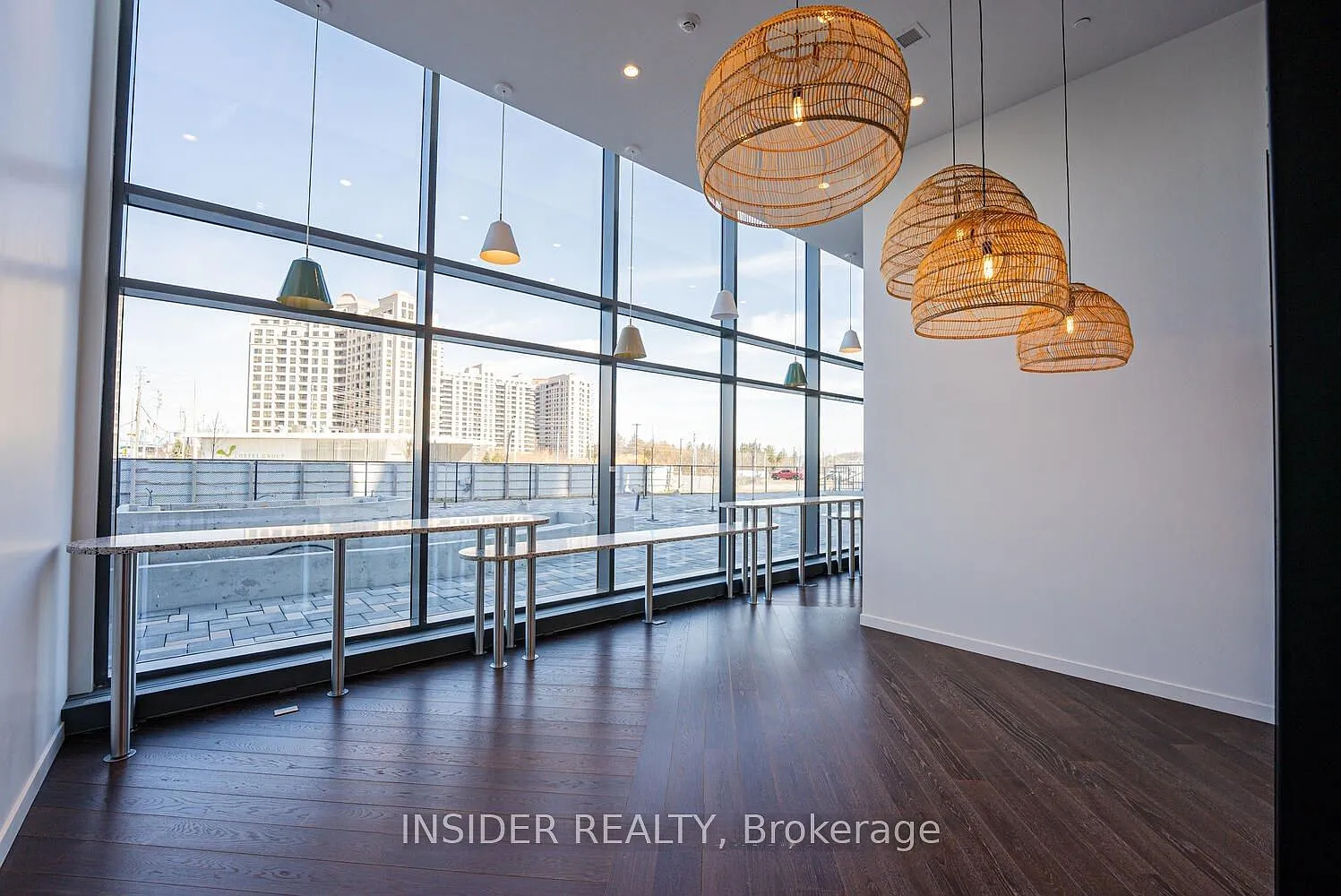 2 bed, $2,300 — Photo 4