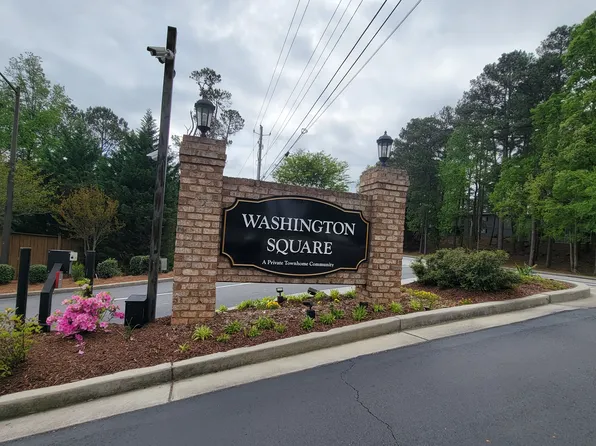 4025 Hancock Cir, Doraville, GA 30340