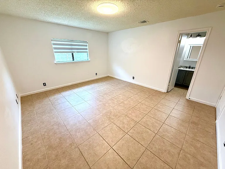 1530 Richland Hills Dr — Photo 20