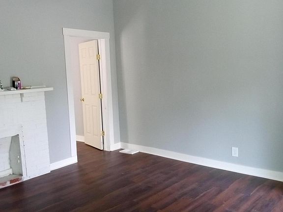 3rd image of 2627 Cedar St