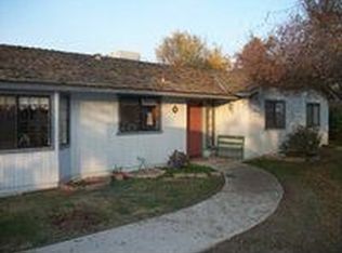 1916 E Wood Ave, Laton, CA