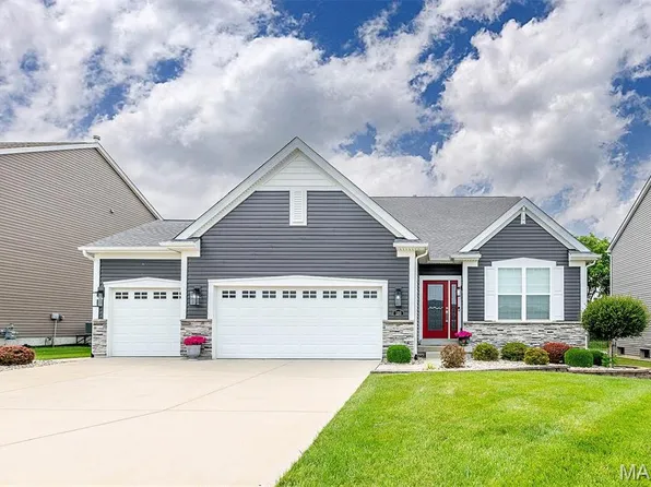 130 Royal Inverness Pkwy, Dardenne Prairie, MO 63368