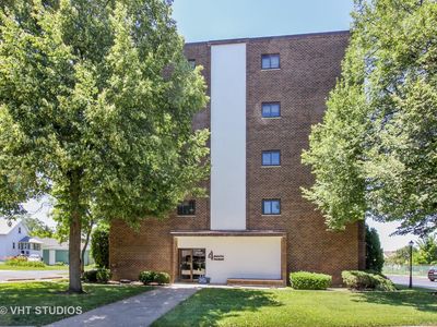 4 S Mason St APT 301, Bensenville, IL, 60106