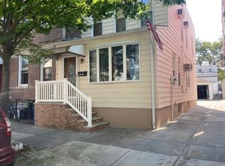 73-36 71st St, Ridgewood, NY 11385