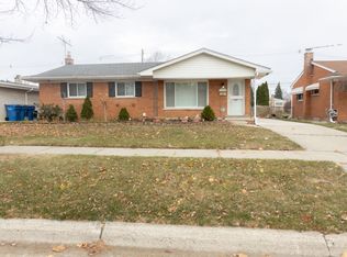 4751 S Stanley Ave E, Warren, MI 48092
