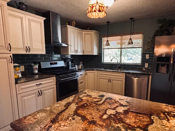 5604 Arvilla Ave NE, Albuquerque, NM 87110