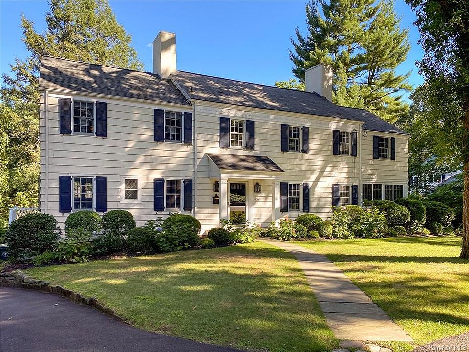 1st image of 28 Evergreen Way