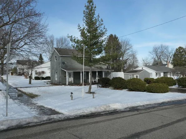 502 N Maple St, Ithaca, MI 48847
