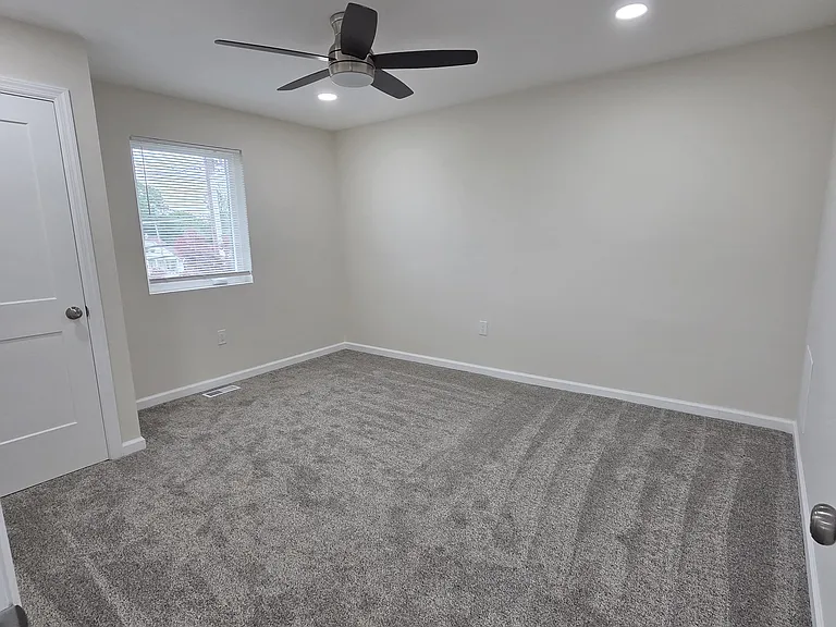 102 E Clements Bridge Rd #2 — Photo 7