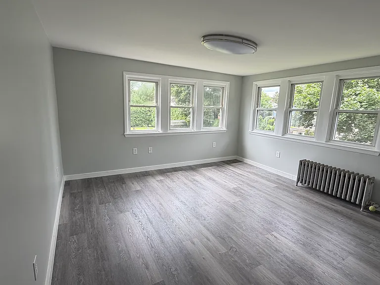 25 Reuter Ave #1 — Photo 3