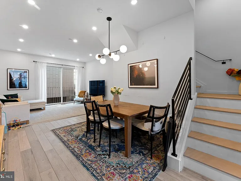 312 Poplar St — Photo 13