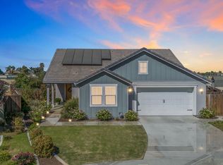 203 Ondarroa Ct, Bakersfield, CA 93314