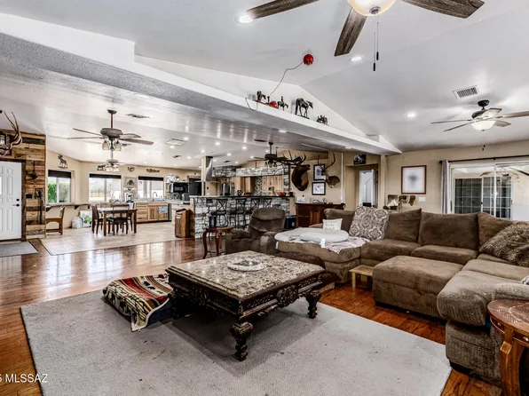 6931 E Cam Garcia, Sierra Vista, AZ 85650