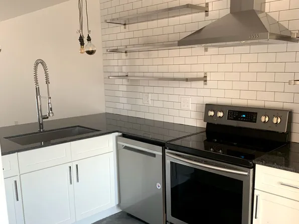 4233 N Longview Ave APT 203, Phoenix, AZ 85014