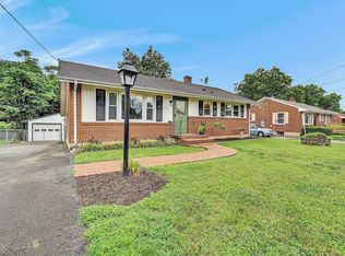 440 Frances Dr NW, Roanoke, VA 24017