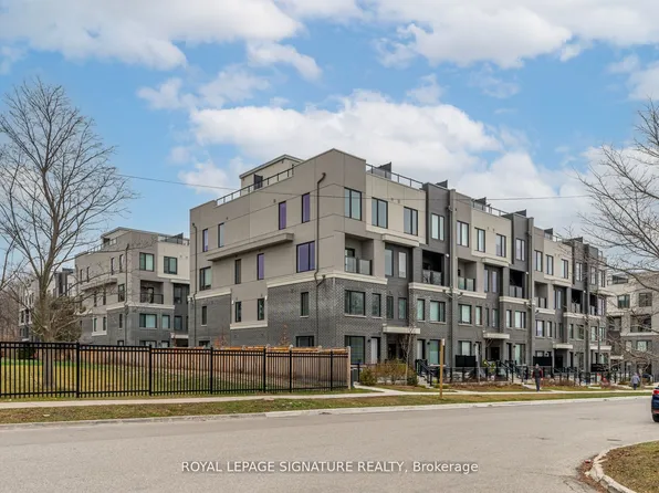 3476 Widdicombe Way #11, Mississauga, ON L5L 0B8