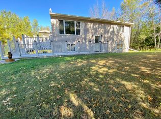 9943 E Lind Rd, Angora, MN 55703